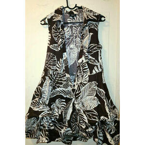 Women's IZ Byer Sleeveless Top XL Brown White Floral